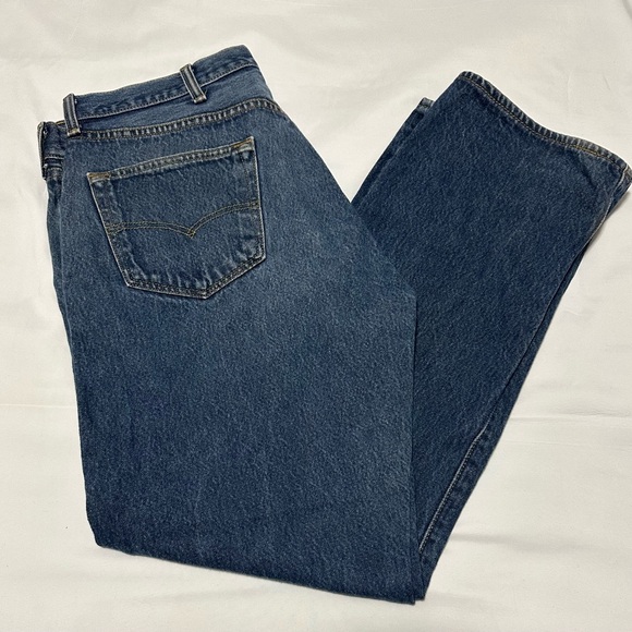 Men's Levi's 501 Straight Leg Blue Jeans (38W/32L) - Picture 2 of 8